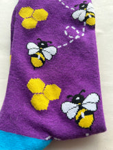 Load image into Gallery viewer, Bees Bee Toe Socks SOCK SOCIETY Purple Ankle Socks Adult One Size Fit All FREE UK Postage