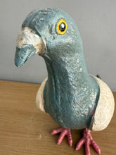 Load image into Gallery viewer, Cast Iron Pidgeon figure ornament