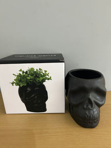 Skull Gothic Ceramic Garden Planter Black boxed