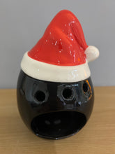 Load image into Gallery viewer, Skull Tealight Holder Seasons Creepings Black Red boxed