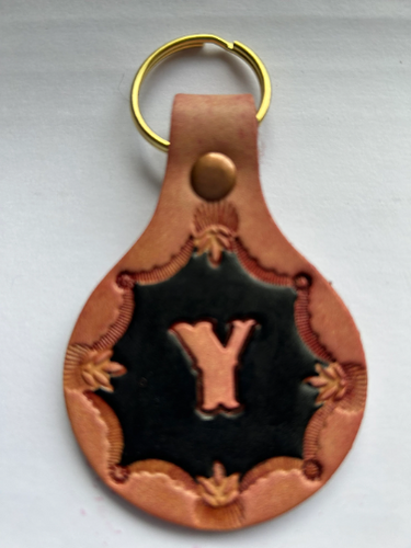 Leather Keyring Keyfob Round Personalised Letter Y keychain Free UK Postage